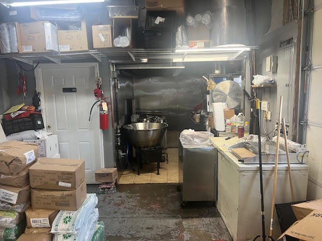 More Photos Of 212 N Washington St, Crawfordsville Convenience Store For Sale