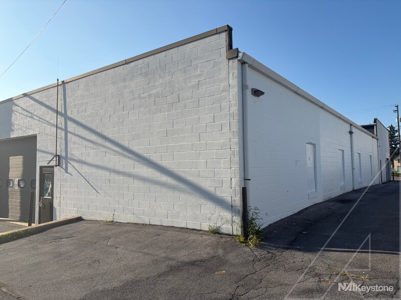 More Photos Of 60 E Penn Ave, Wernersville Auto Dealership For Sale