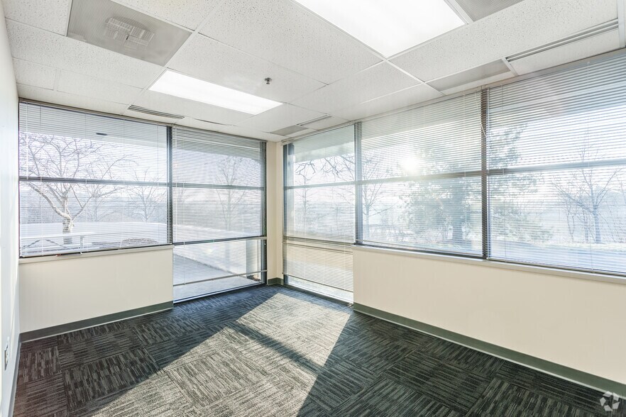 More Photos Of 2500 Green Rd, Ann Arbor Unknown For Lease