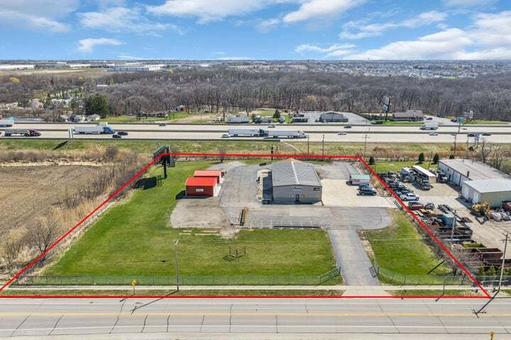 More Photos Of 6221 122nd Ave, Kenosha Warehouse For Lease