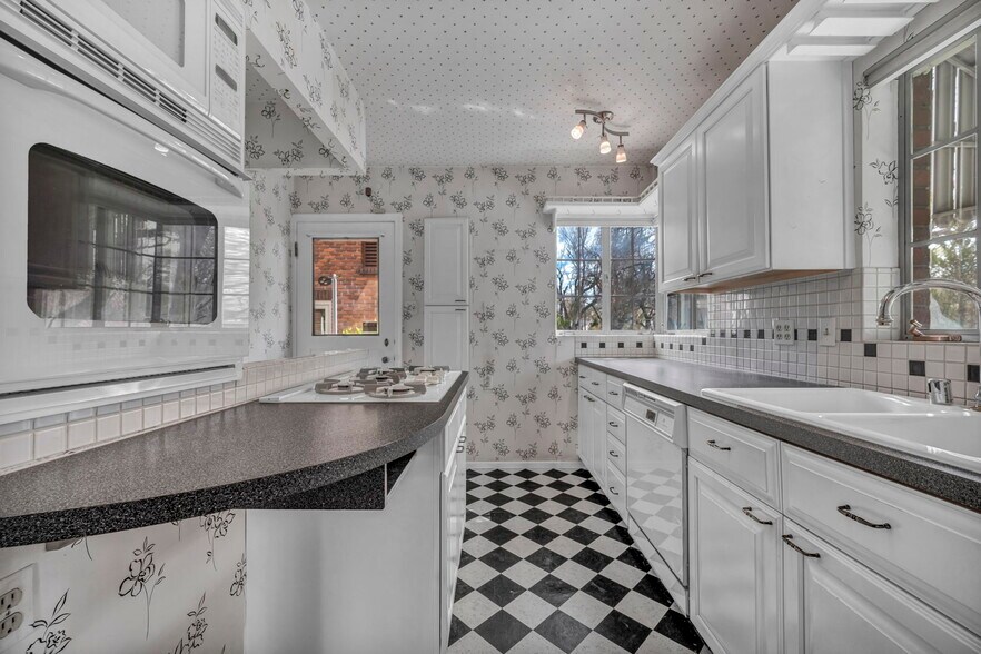 More Photos Of 588 Saint Lawrence Ave, Reno Multifamily For Sale