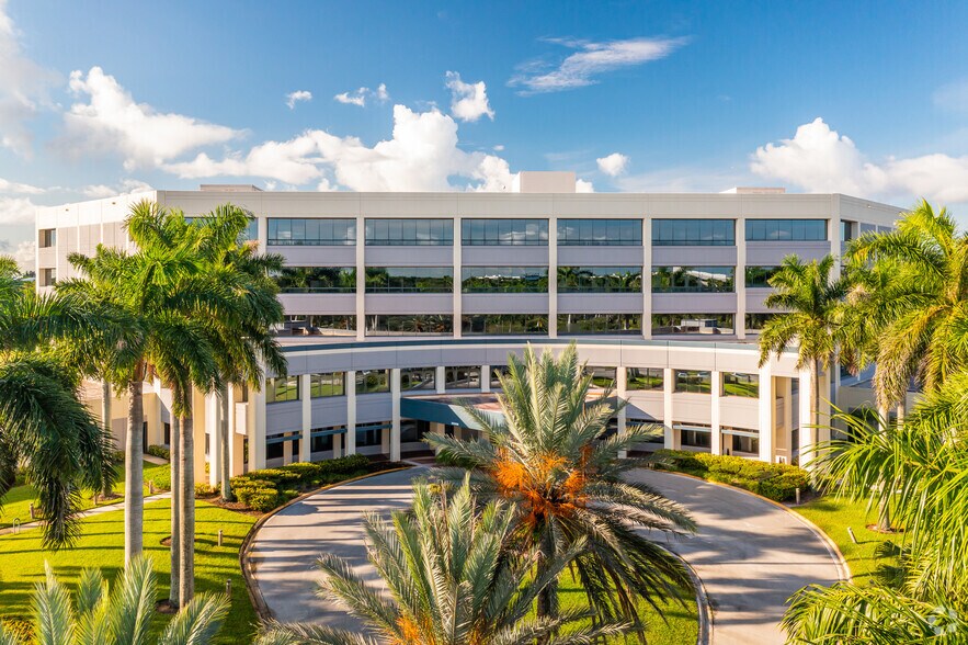 Primary Photo Of 1500 Concord Ter, Sunrise Office For Lease