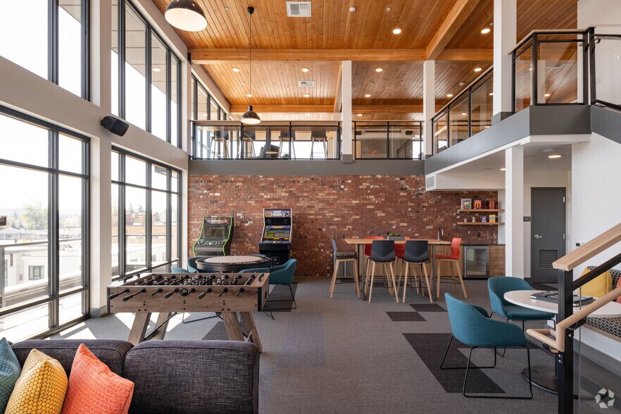 More Photos Of 109 S Division St, Auburn Apartments For Lease