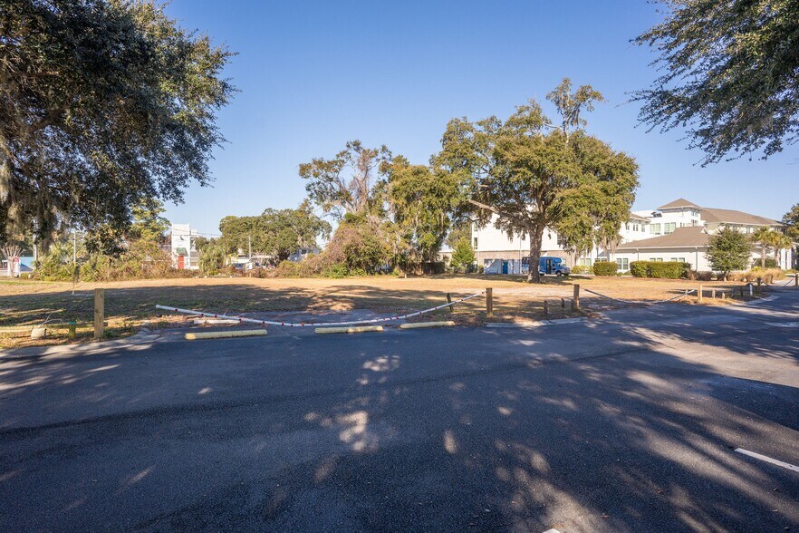 More Photos Of 91 Sea Island Pky, Beaufort Land For Sale
