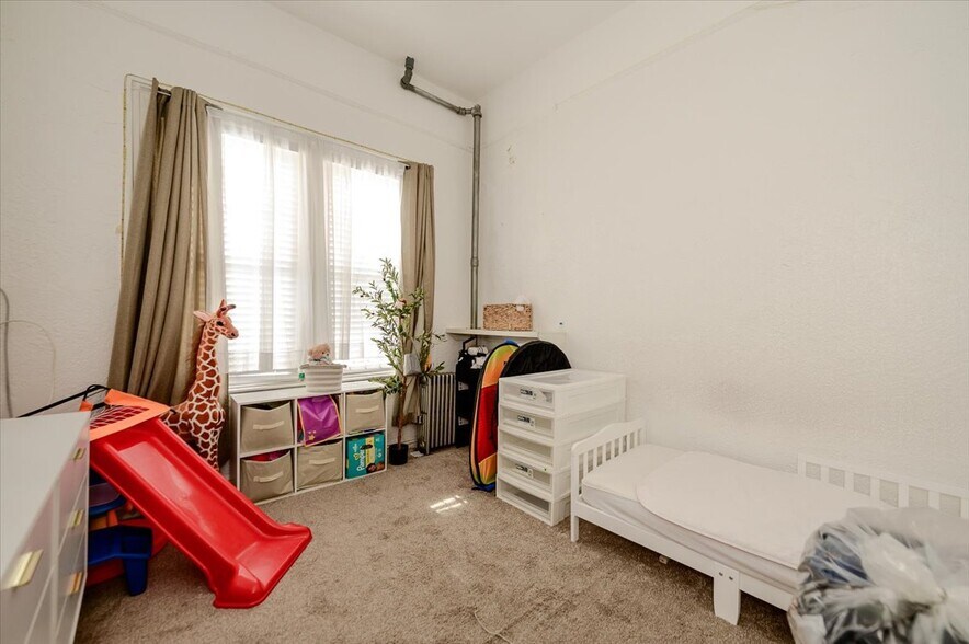 More Photos Of 3548 Bronx Blvd, Bronx Apartments For Sale