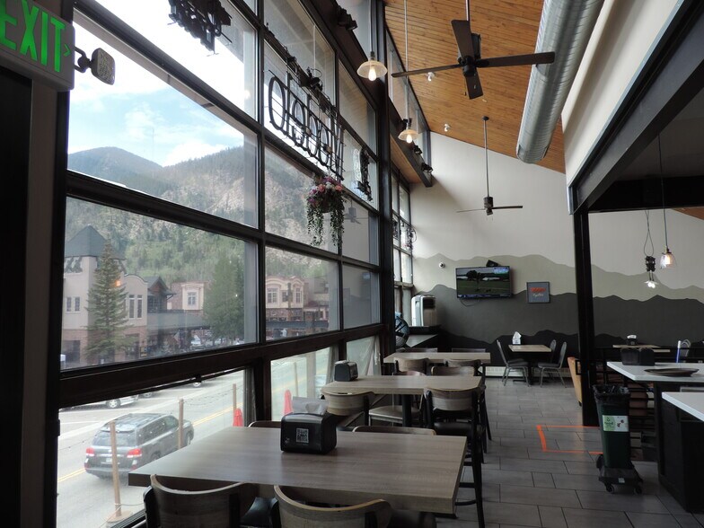 More Photos Of 409 E Main St, Frisco Storefront For Lease