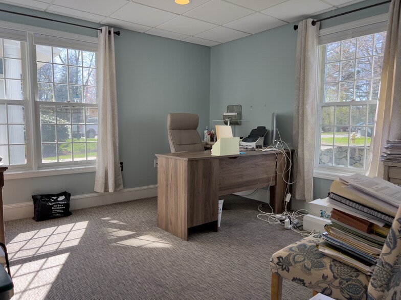 More Photos Of 80 Washington St, Norwell Office For Lease
