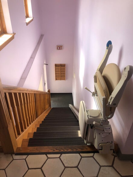 More Photos Of 28 Main St, East Hartford Storefront Retail Office For Lease