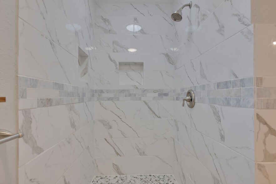 More Photos Of 7405 E County Road 110, Midland Land For Sale