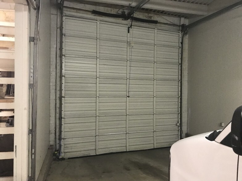 More Photos Of 131 N Hedges St, Dayton Warehouse For Sale