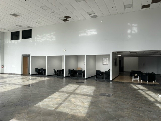 More Photos Of 321 Prosperity Blvd, Chowchilla Auto Dealership For Lease