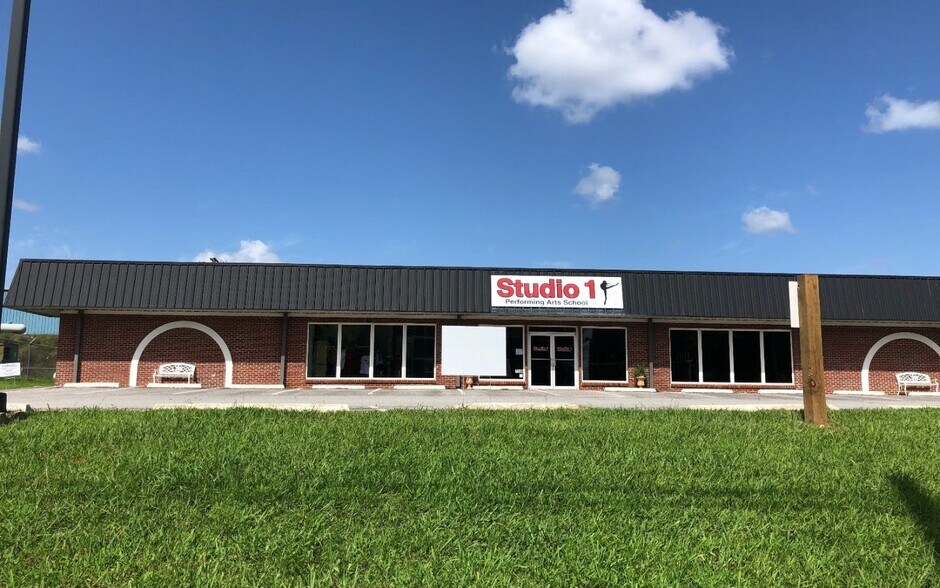 More Photos Of 7559 Blue Ridge Dr, Blue Ridge Self Storage For Sale