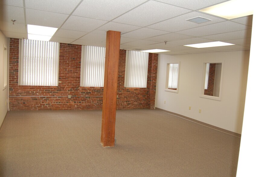 More Photos Of 53-63 Wingate St, Haverhill Office For Lease