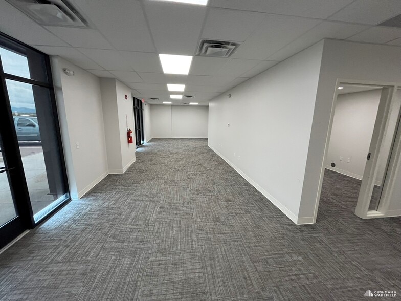 More Photos Of 2246 Zurich Dr, Fort Collins Warehouse For Lease