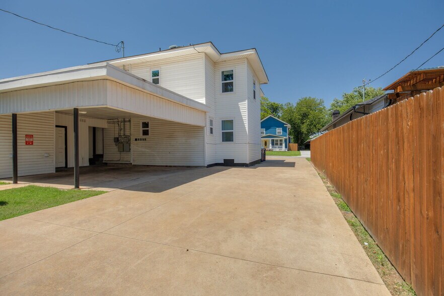 More Photos Of 1810 NW 11th St, Oklahoma City Multifamily For Sale