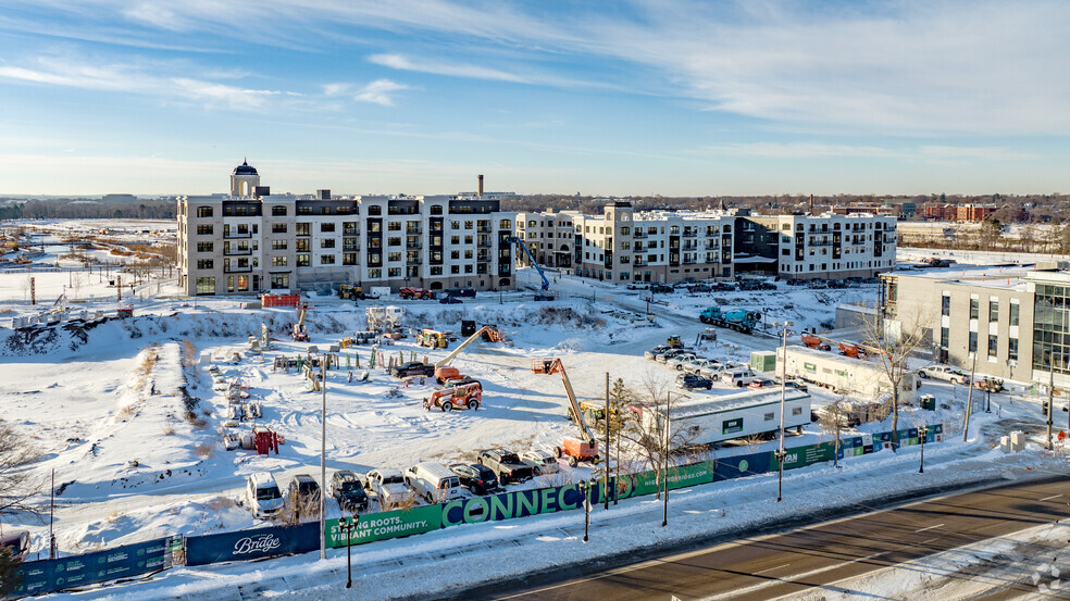 Primary Photo Of Mississippi River Blvd @ Ford Parkway, Saint Paul Medical For Lease