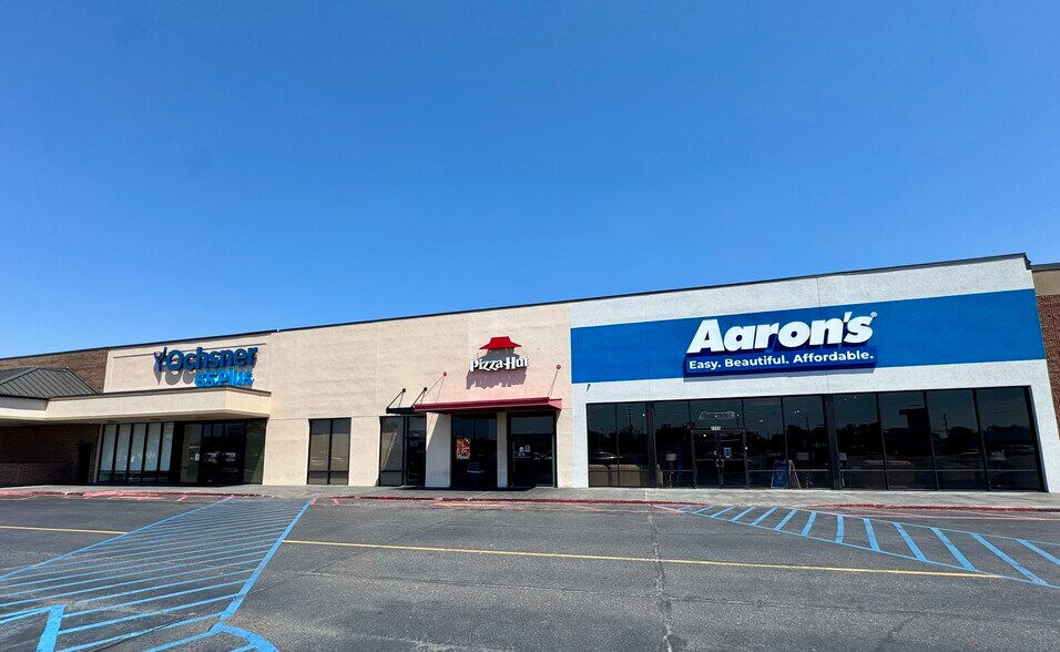 More Photos Of 1951-1999 Barataria Blvd, Marrero Unknown For Lease