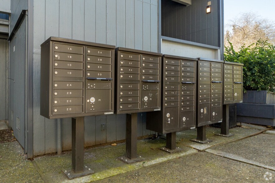 More Photos Of 201 Avian Dr, Vallejo Apartments For Sale