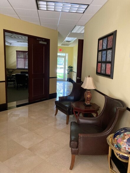 More Photos Of 6115 Lyons Rd, Coconut Creek Office For Lease