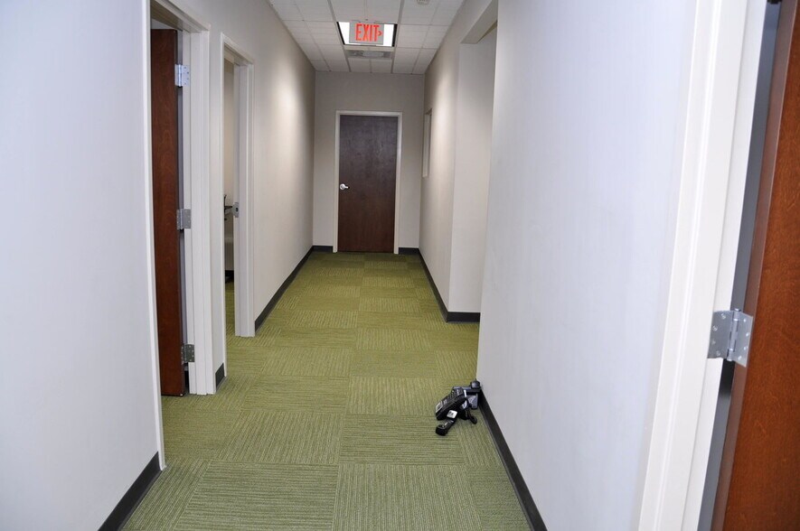 More Photos Of 1200 Premier Dr, Chattanooga Loft Creative Space For Lease