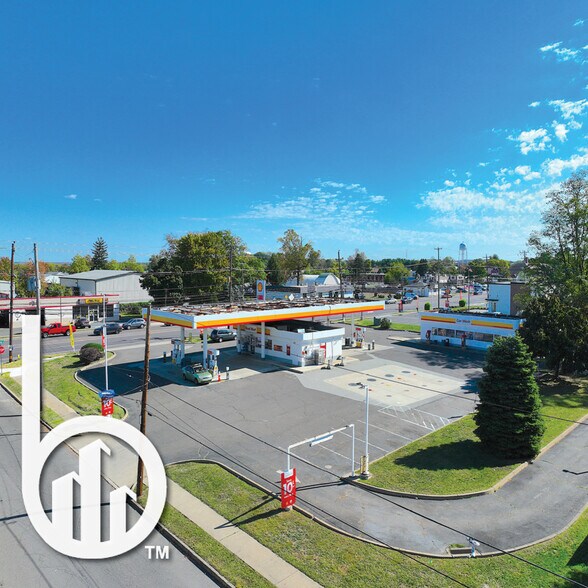 More Photos Of 400 W Street Rd, Warminster Service Station For Sale