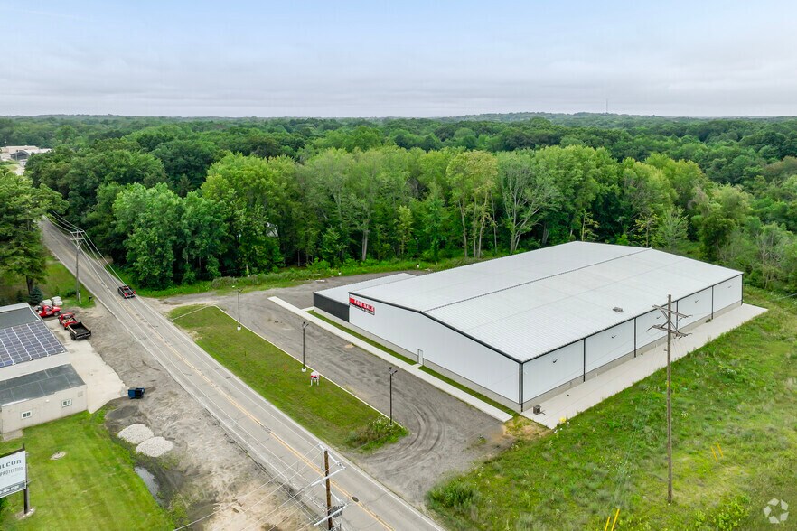 More Photos Of 511 Watts Rd, Jackson Manufacturing For Lease