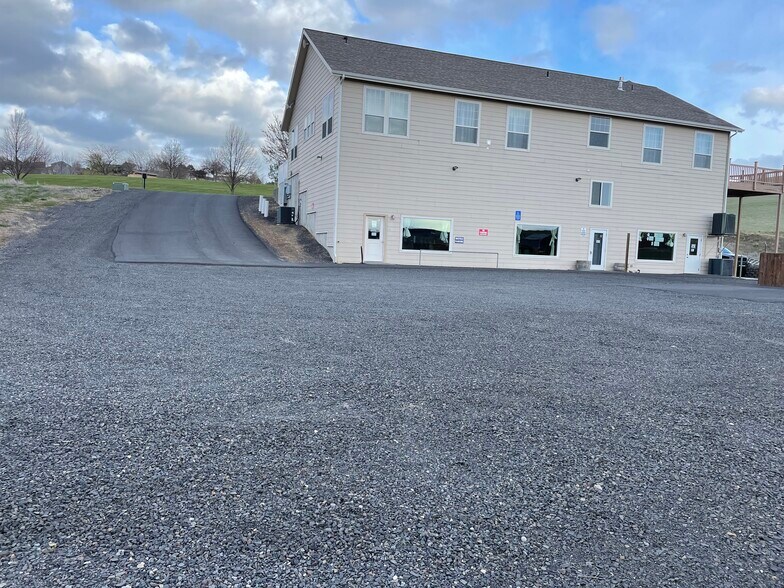 More Photos Of 1745 SW 24th St, Pendleton Healthcare For Sale