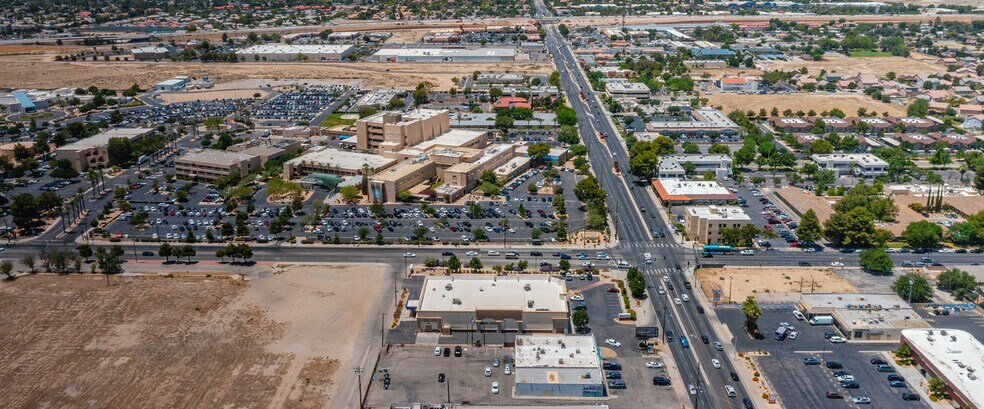 More Photos Of 1356 W Avenue J, Lancaster Freestanding For Sale