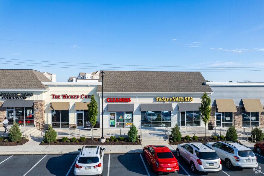 More Photos Of 249-289 Cetronia Rd, Allentown General Retail For Lease
