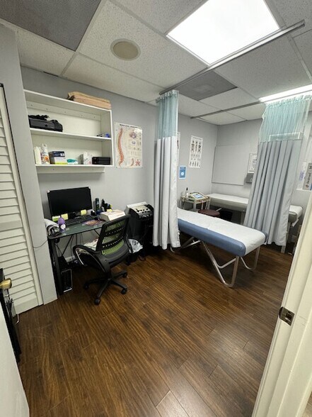 More Photos Of 1222 Nw 29th St, Miami Medical For Sale