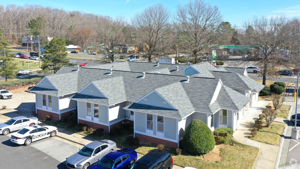 More Photos Of 5285 N Roxboro St, Durham Office For Sale