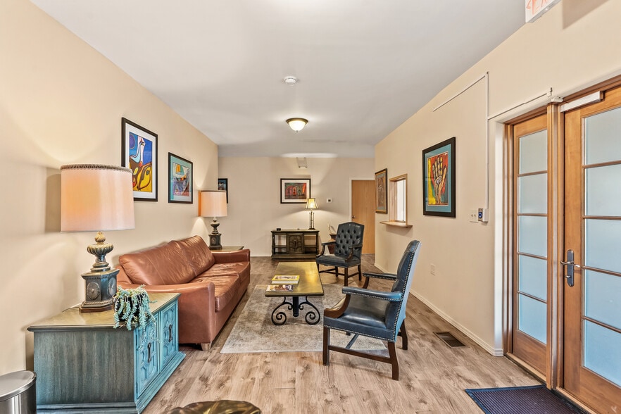 More Photos Of 103 S St Francis Dr, Santa Fe Medical For Sale