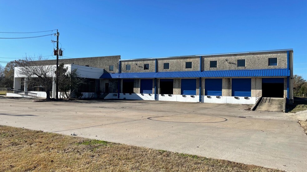More Photos Of 1701 Massey Tompkins Rd, Houston Distribution For Sale