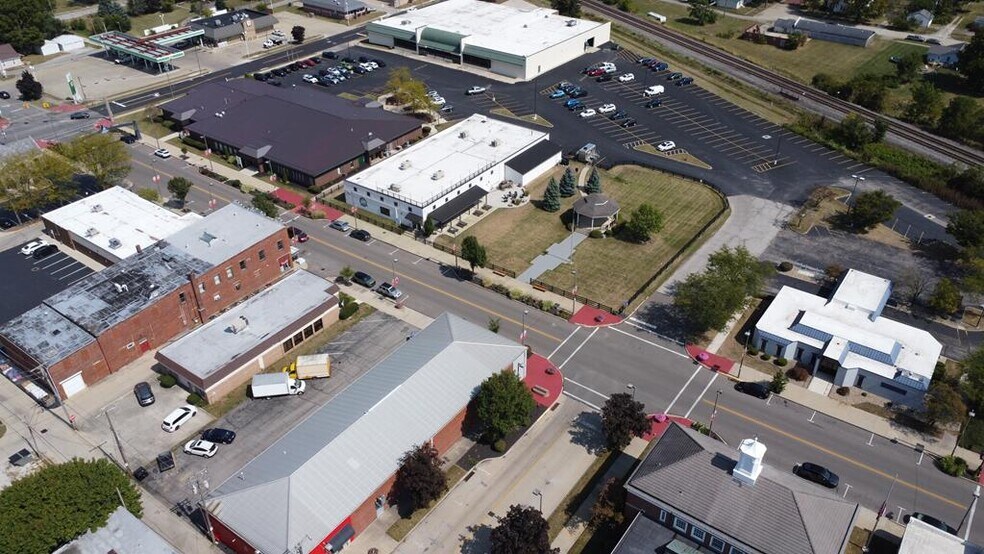 More Photos Of 245 N Seltzer St, Crestline Bank For Sale