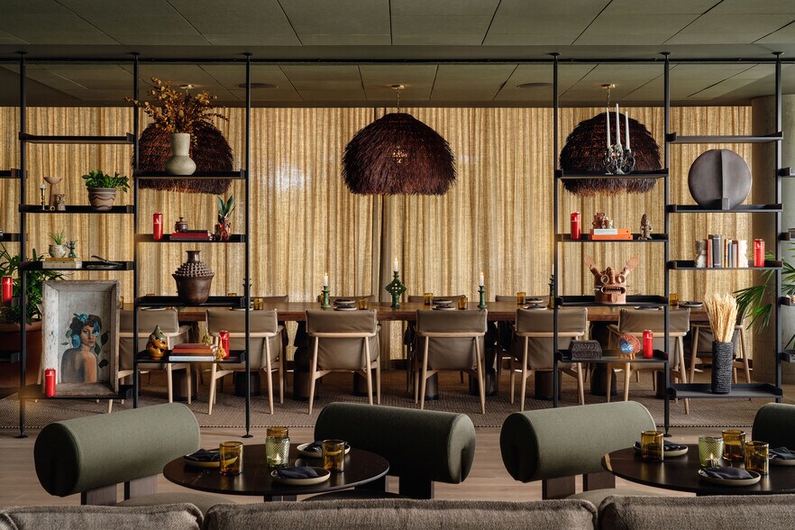 More Photos Of 44 East Ave, Austin Apartments For Sale