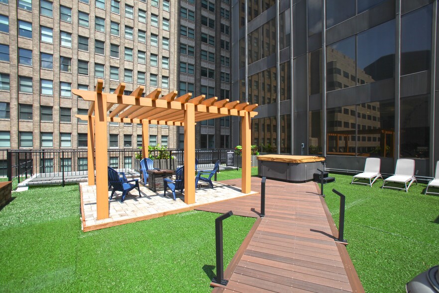 More Photos Of 720 Olive St, Saint Louis Office Residential For Lease