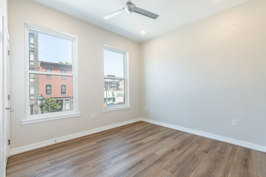 More Photos Of 2616 W Girard Ave, Philadelphia Apartments For Sale