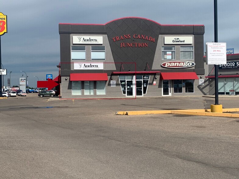 More Photos Of 1290 Trans Canada Way SE, Medicine Hat Office For Lease