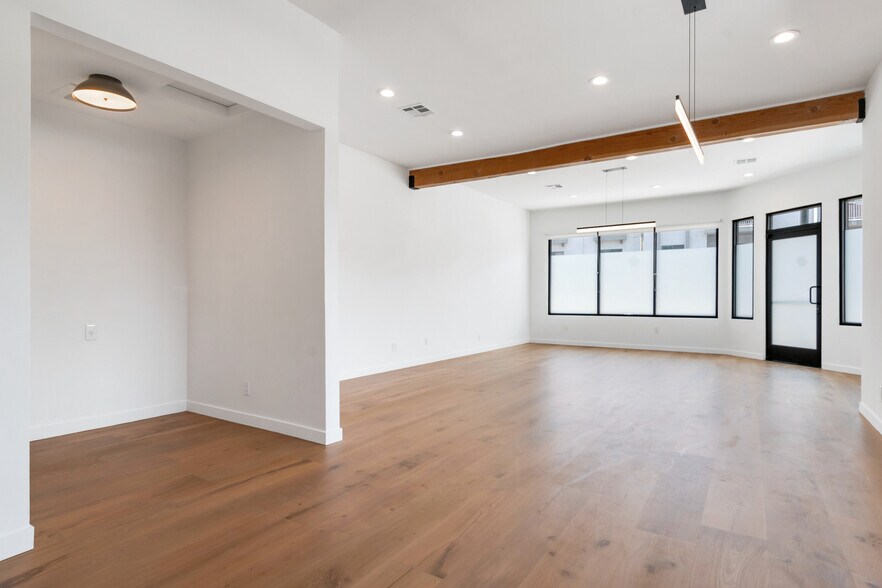 More Photos Of 768 N Avenue 50, Los Angeles Storefront Retail Office For Sale