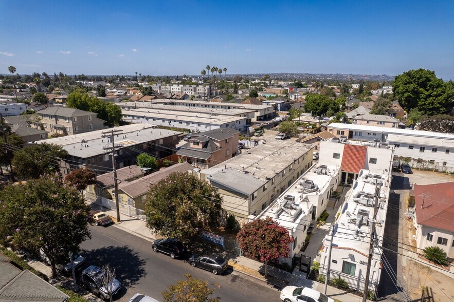 More Photos Of 3823 Wisconsin St, Los Angeles Apartments For Sale