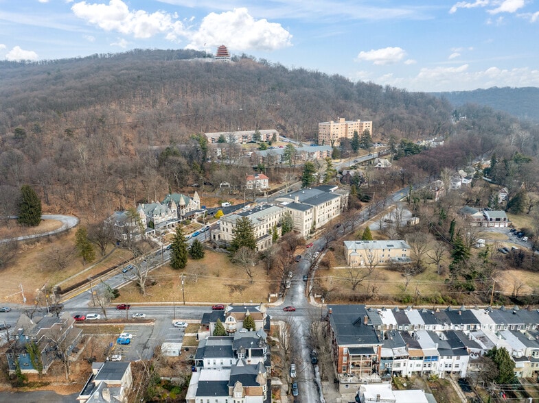 More Photos Of 1400 Hill Rd, Reading Schools For Sale