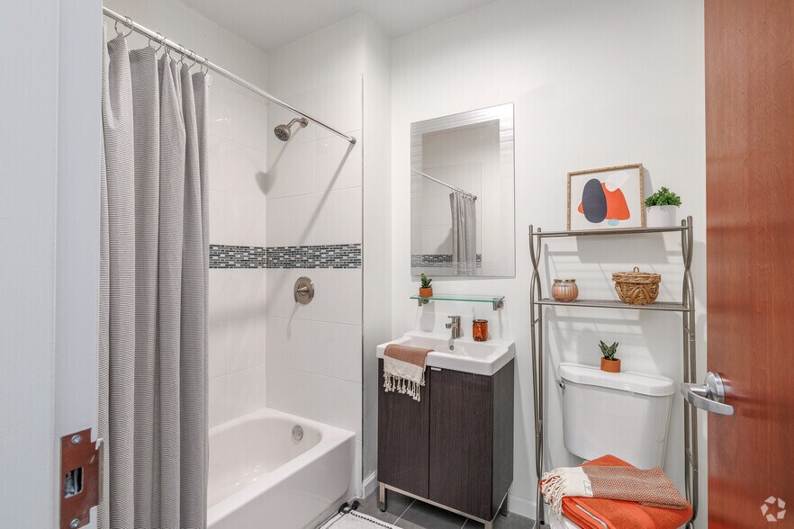 More Photos Of 19-21 Chenango St, Binghamton Apartments For Sale