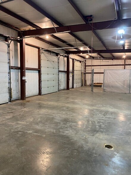 More Photos Of 2813 N 50 E, Kokomo Warehouse For Lease