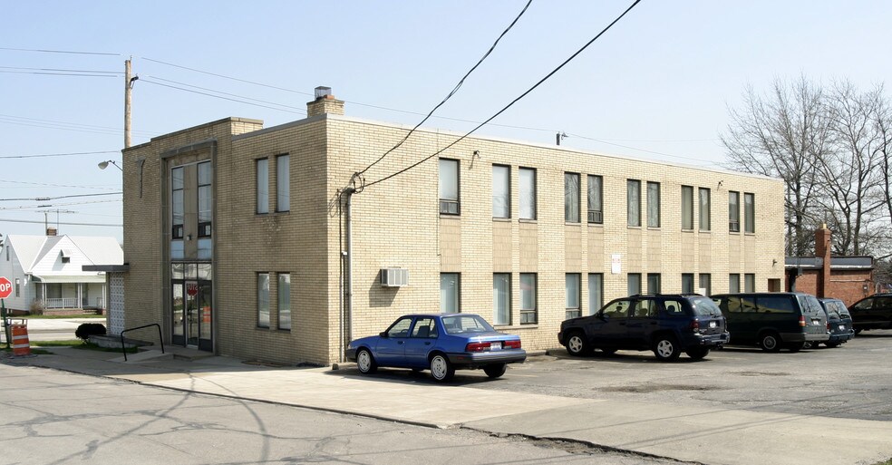 More Photos Of 6779 Memphis Ave, Brooklyn Medical For Sale