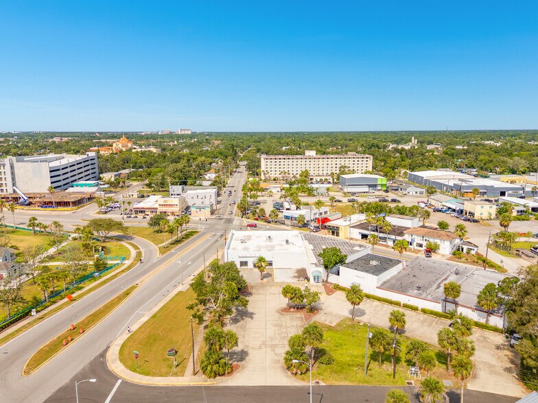 More Photos Of 118 Fairview Ave, Daytona Beach Freestanding For Sale