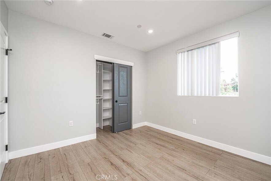 More Photos Of 433 W Gage Ave, Los Angeles Multifamily For Sale