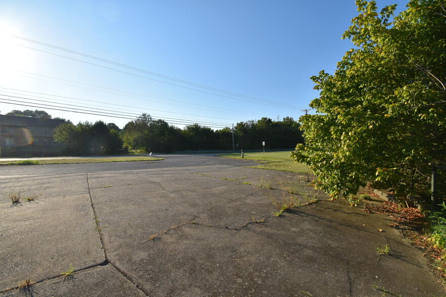 More Photos Of 1620 Shakertown Rd, Danville Auto Repair For Sale