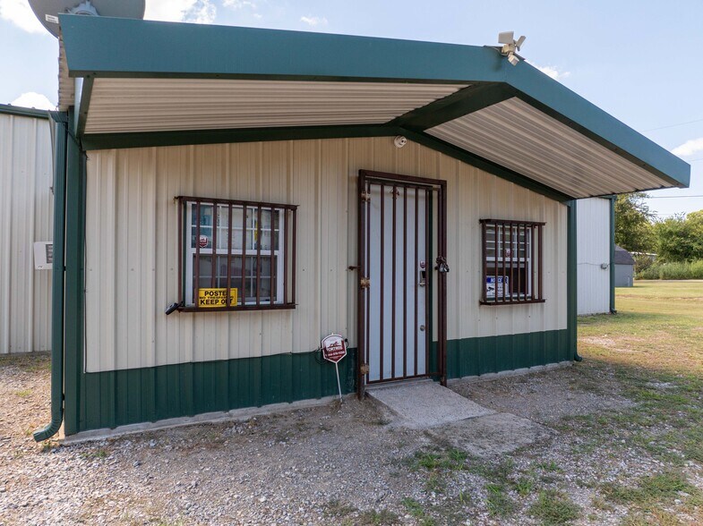 More Photos Of 3340 OK-91, Colbert Specialty For Lease