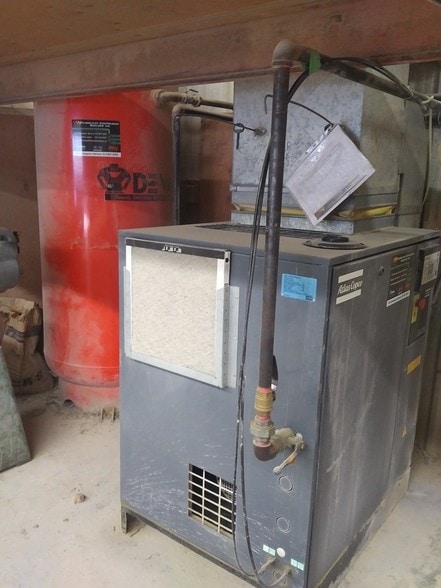 More Photos Of 15 Howard Pl, Kitchener Warehouse For Sale