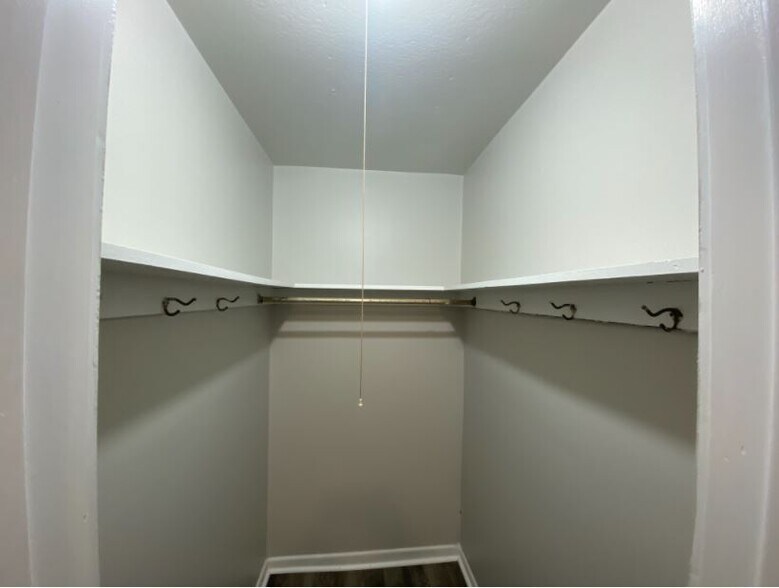 More Photos Of 532 Townsend St, Lansing Apartments For Sale